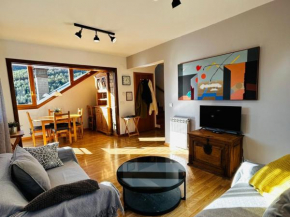 Casa Mya. A Modern Duplex in the Spanish Pyrenees